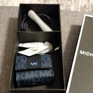 NIB Airpod Case Michael Kors